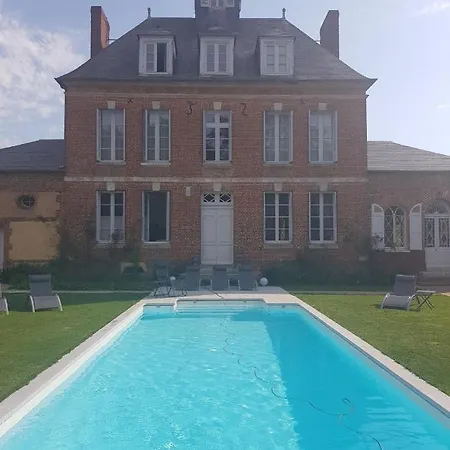 Le Clos Du Quesney Bed & Breakfast *