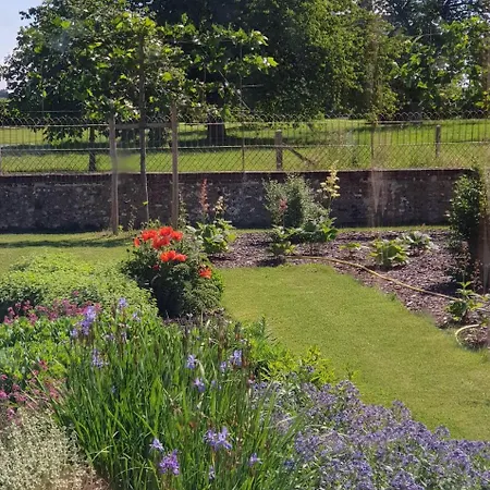 Bed & Breakfast Le Clos Du Quesney Corneville-sur-Risle